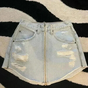 The CUTEST Jean skirt carmar denim